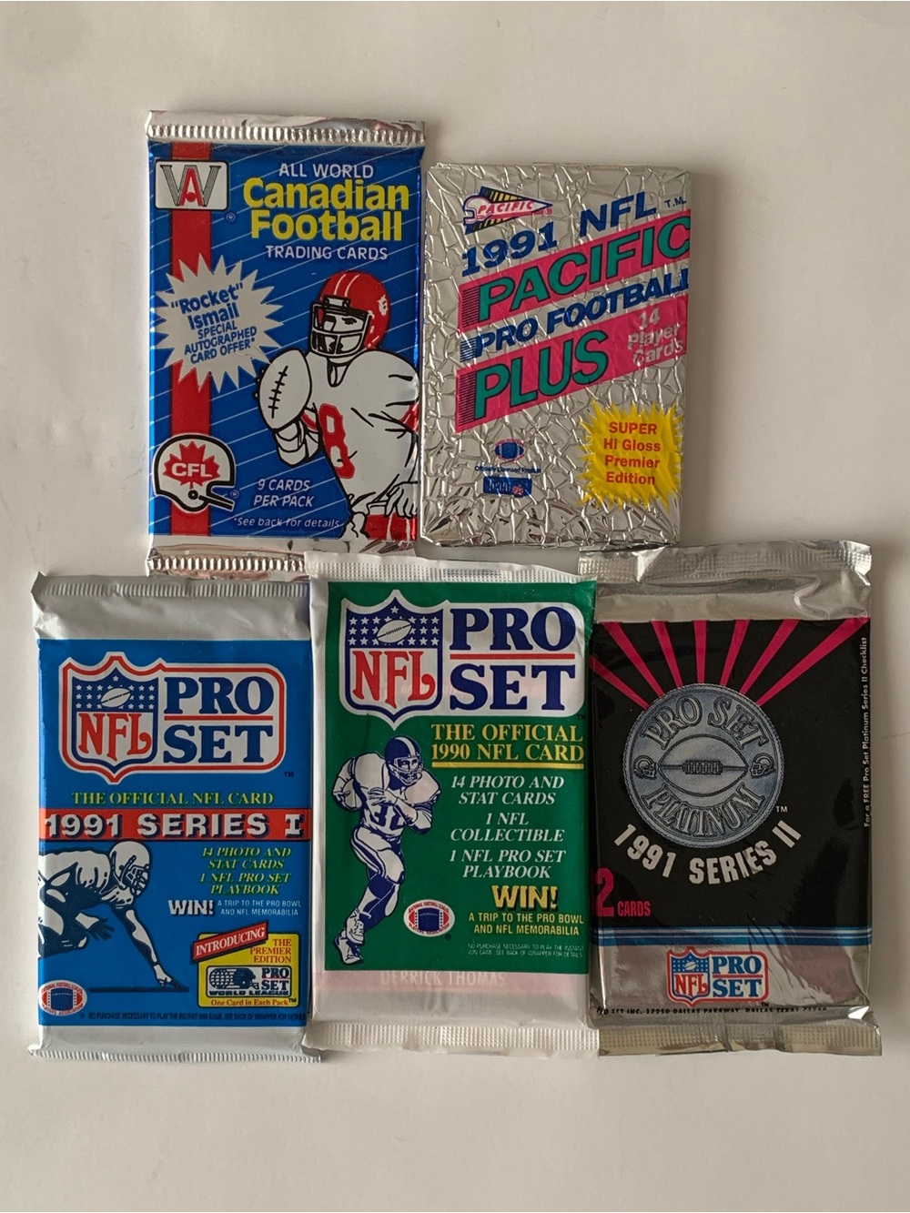 Lot of 35 Sealed Vintage 1990 1991 Football Card Packs Pro Set Pacific AW CFL